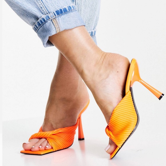 Ribbed faux-leather NEON Orange 4” heel - Picture 2 of 4